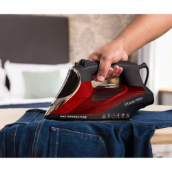 Ютия Russell Hobbs One Temperature 25090-56, 2600 W, Керамична плоча, Една оптимална температура, Самопочистване, 0.35 l, Червен/черен