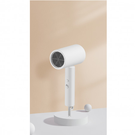 Сешоар Xiaomi Compact Hair Dryer H101, 1600 W, Йонизация, 2 температурни настройки, Cool Shot, Бял