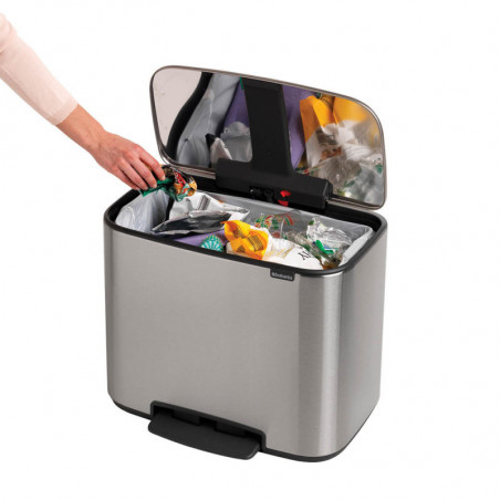 Кош за боклук Brabantia Bo Pedal 1000237, 36 л, Леко затваряне, Противоплъзгаща основа, Устойчив на пръстови отпечатъци, Инокс/Мат