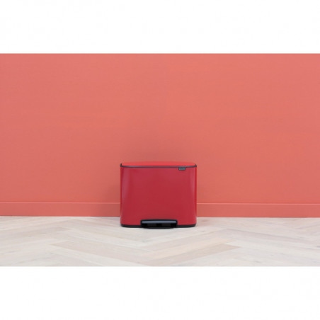 Кош за боклук Brabantia Bo Pedal 1000237, 36 л, Леко затваряне, Противоплъзгаща основа, Устойчив на пръстови отпечатъци, Инокс/Мат