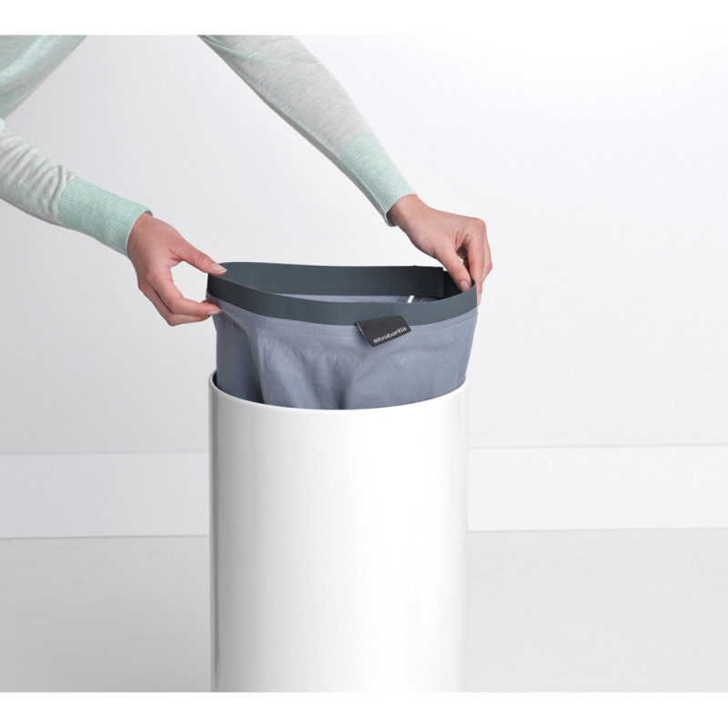 Кош за пране Brabantia 90300239, 35 л, Корков капак, Пълнене без отваряне, Вентилационни отвори, Бял