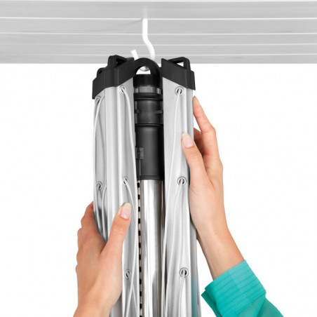 Външен простор Brabantia Lift-O-Matic 90300269, 60 м, Регулируема височина, Метален шиш за вкопаване, Резистентен на корозия, Инокс