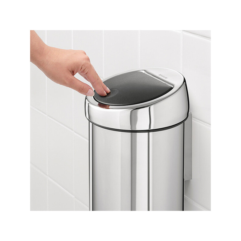 Кош за боклук Brabantia Touch Bin 647210, 3 л, Плавно и безшумно отваряне, Стенен монтаж, Брилянтен инокс