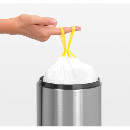 Кош за боклук Brabantia Touch Bin 647210, 3 л, Плавно и безшумно отваряне, Стенен монтаж, Брилянтен инокс