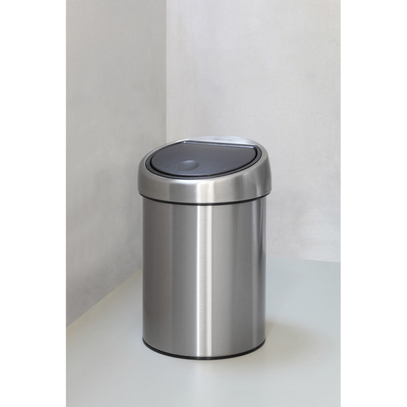 Кош за боклук Brabantia Touch Bin 647217, 3 л, Плавно и безшумно отваряне, Стенен монтаж, Устойчив на пръстови отпечатъци, Инокс