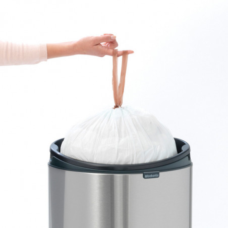 Кош за боклук Brabantia Touch Bin New 649729, 40 л, Безшумно и плавно затваряне, Плосък гръб, Бял