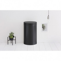Кош за боклук Brabantia Touch Bin New 649733, 40 л, Безшумно и плавно затваряне, Плосък гръб, Черен
