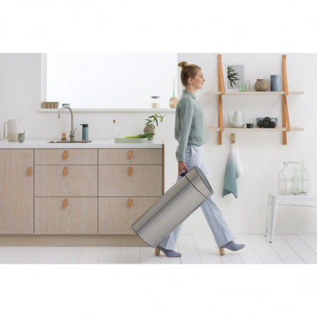 Кош за боклук Brabantia Touch Bin New 649734, 40 л, Безшумно и плавно затваряне, Плосък гръб, Устойчив на пръстови отпечатъци, Инокс/мат