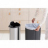 Кош за боклук Brabantia Touch Bin New 649734, 40 л, Безшумно и плавно затваряне, Плосък гръб, Устойчив на пръстови отпечатъци, Инокс/мат