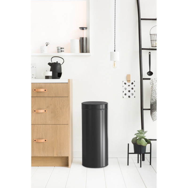 Кош за боклук Brabantia Touch Bin New 650008, 30 л, Безшумно и плавно затваряне, Черен мат