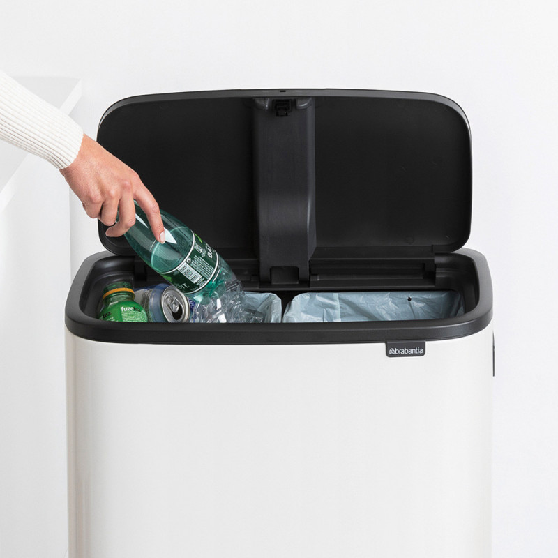 Кош за боклук Brabantia Bo Touch Hi 1001263, 2x30 л, Плътно прилепване към стена, Реглаж на краката, Бял
