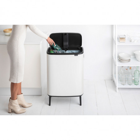 Кош за боклук Brabantia Bo Touch Hi 1001263, 2x30 л, Плътно прилепване към стена, Реглаж на краката, Бял