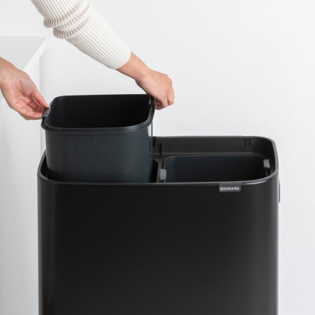 Кош за боклук Brabantia Bo Touch Hi 1001264, 2x30 л, Плътно прилепване към стена, Реглаж на краката, Черен/мат