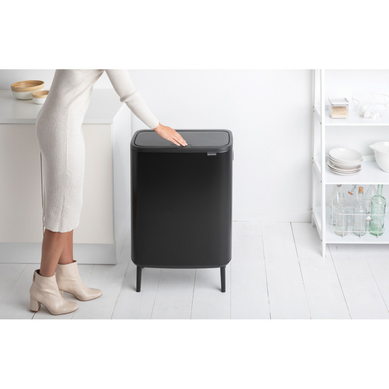 Кош за боклук Brabantia Bo Touch Hi 1001264, 2x30 л, Плътно прилепване към стена, Реглаж на краката, Черен/мат
