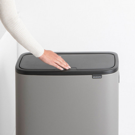 Кош за боклук Brabantia Bo Touch Hi 1001266, 2x30 л, Плътно прилепване към стена, Реглаж на краката, Минерално покритие, Сив