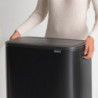 Кош за боклук Brabantia Bo Touch 1001274, 60 л, Плавно и безшумно отваряне, Голям отвор, Устойчив на отпечатъци, Черен/мат