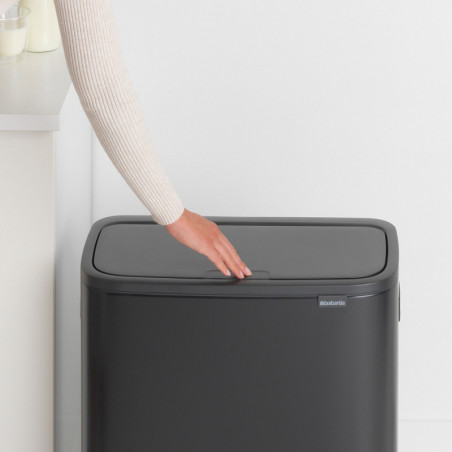 Кош за боклук Brabantia Bo Touch 1001274, 60 л, Плавно и безшумно отваряне, Голям отвор, Устойчив на отпечатъци, Черен/мат