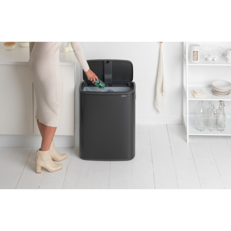 Кош за боклук Brabantia Bo Touch 1001274, 60 л, Плавно и безшумно отваряне, Голям отвор, Устойчив на отпечатъци, Черен/мат