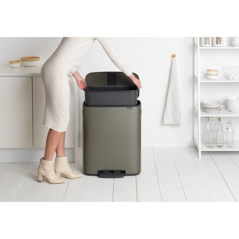 Кош за боклук Brabantia Bo Pedal 1003184, 60 л, Леко затваряне, Противоплъзгаща основа, Сив