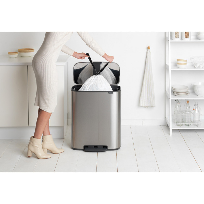 Кош за боклук Brabantia Bo Pedal 1003186, 60 л, Леко затваряне, Противоплъзгаща основа, Устойчив на пръстови отпечатъци, Инокс/Мат