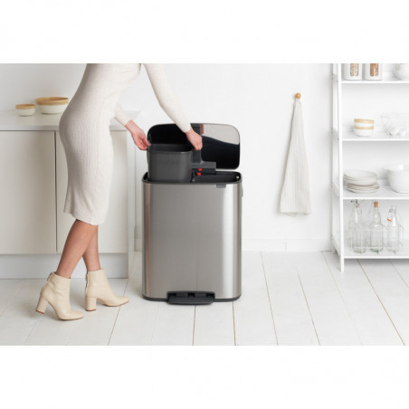 Кош за боклук Brabantia Bo Pedal 1003192, 2x30 л, Плавно затваряне, Противоплъзгаща основа, Устойчив на пръстови отпечатъци, Инокс/мат