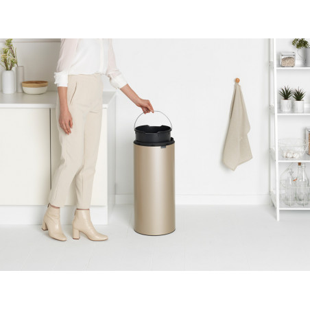 Кош за боклук Brabantia Touch Bin New 1003221, 30 л, Безшумно и плавно затваряне, Златен металик