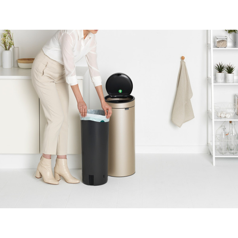 Кош за боклук Brabantia Touch Bin New 1003221, 30 л, Безшумно и плавно затваряне, Златен металик