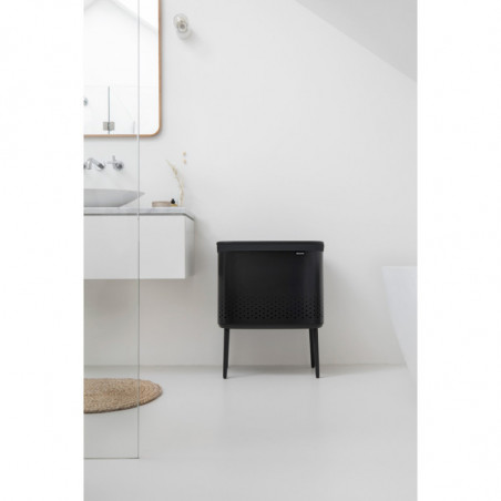 Кош за пране Brabantia Bo 1004175, 60 л, Пълнене без отваряне, Вентилационни отвори, Регулируеми крачета, Черен
