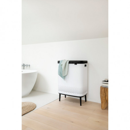 Кош за пране Brabantia Bo 1004176, 2x45 л, Пълнене без отваряне, Вентилационни отвори, Регулируеми крачета, Бял