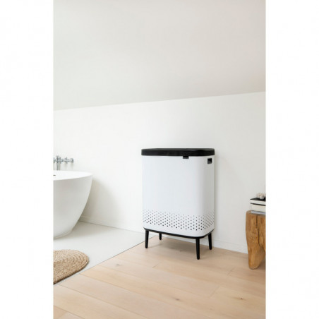 Кош за пране Brabantia Bo 1004176, 2x45 л, Пълнене без отваряне, Вентилационни отвори, Регулируеми крачета, Бял