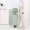 Кош за боклук с педал Brabantia StepUp 1005558, 40 л, Екологични материали, Голям отвор, Светлозелен