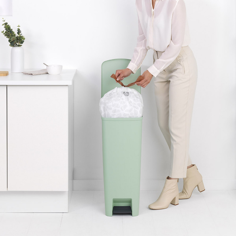 Кош за боклук с педал Brabantia StepUp 1005558, 40 л, Екологични материали, Голям отвор, Светлозелен