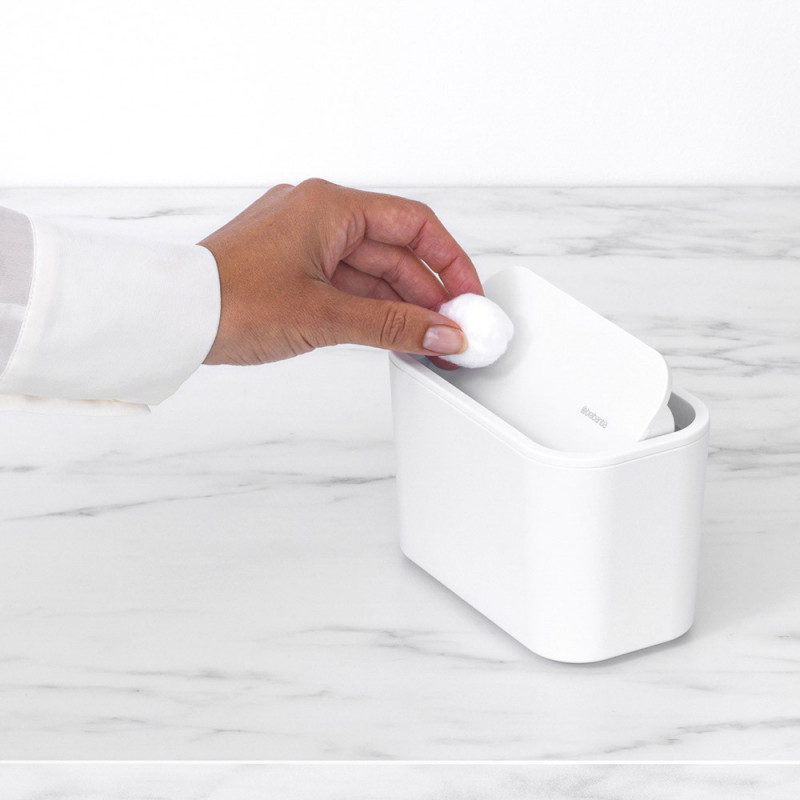Кошче за отпадъци за баня Brabantia MindSet 1005689, Минерално покритие, Люлеещ се капак, Бял