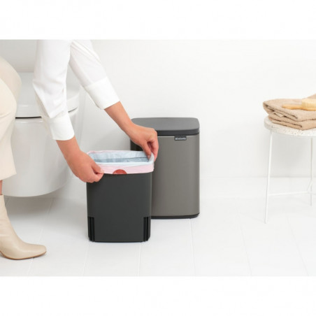 Кош за боклук Brabantia Bo Small 1006628, 7 л, Плавно и безшумно отваряне, Противоплъзгаща основа, Сив