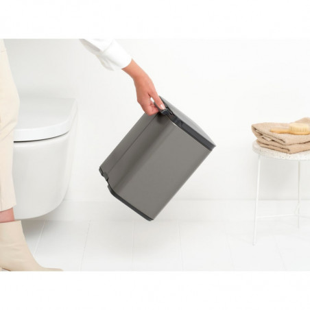 Кош за боклук Brabantia Bo Small 1006628, 7 л, Плавно и безшумно отваряне, Противоплъзгаща основа, Сив