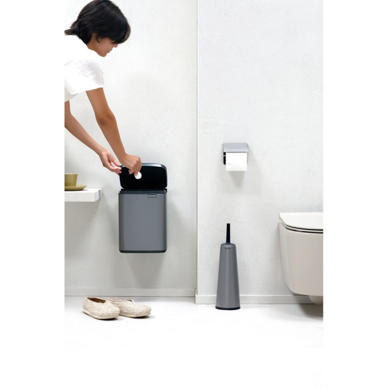 Кош за боклук Brabantia Bo Small 1006628, 7 л, Плавно и безшумно отваряне, Противоплъзгаща основа, Сив