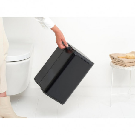Кош за боклук Brabantia Bo Small 1006635, 12 л, Безшумно и плавно отваряне, Противоплъзгаща основа, Черен