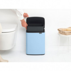 Кош за боклук Brabantia Bo Small 1006637, 12 л, Безшумно и плавно отваряне, Противоплъзгаща основа, Светлосин
