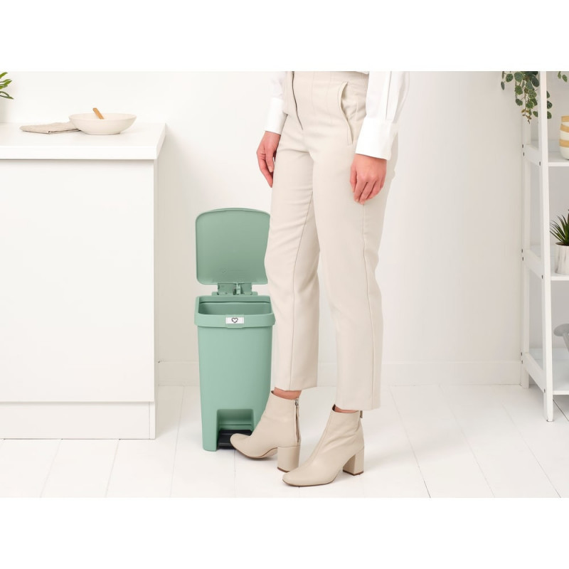 Кош за боклук с педал Brabantia StepUp 1008481, 16 л, Екологични материали, Голям отвор, Светлозелен