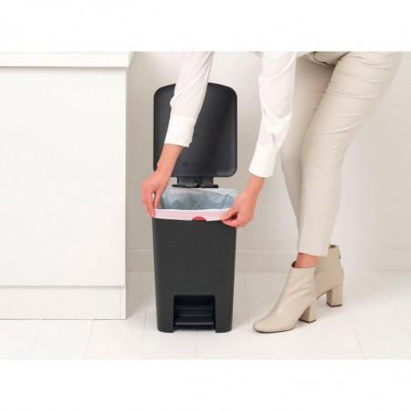 Кош за боклук с педал Brabantia StepUp 1008482, 25 л, Екологични материали, Голям отвор, Тъмносив