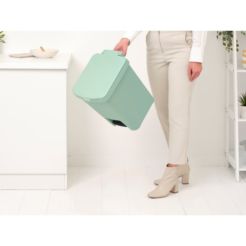 Кош за боклук с педал Brabantia StepUp 1008484, 25 л, Екологични материали, Голям отвор, Светлозелен
