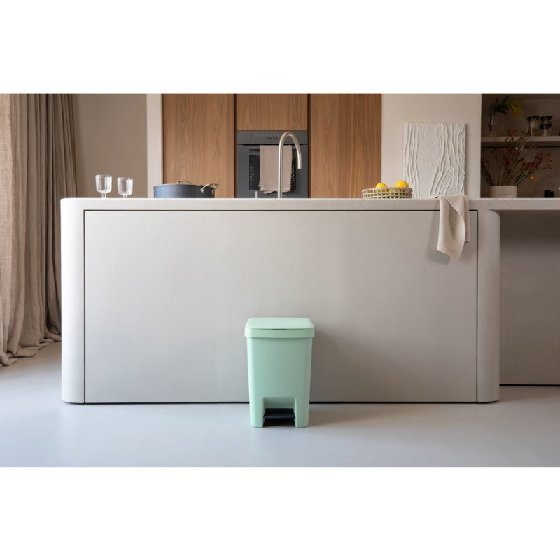 Кош за боклук с педал Brabantia StepUp 1008484, 25 л, Екологични материали, Голям отвор, Светлозелен
