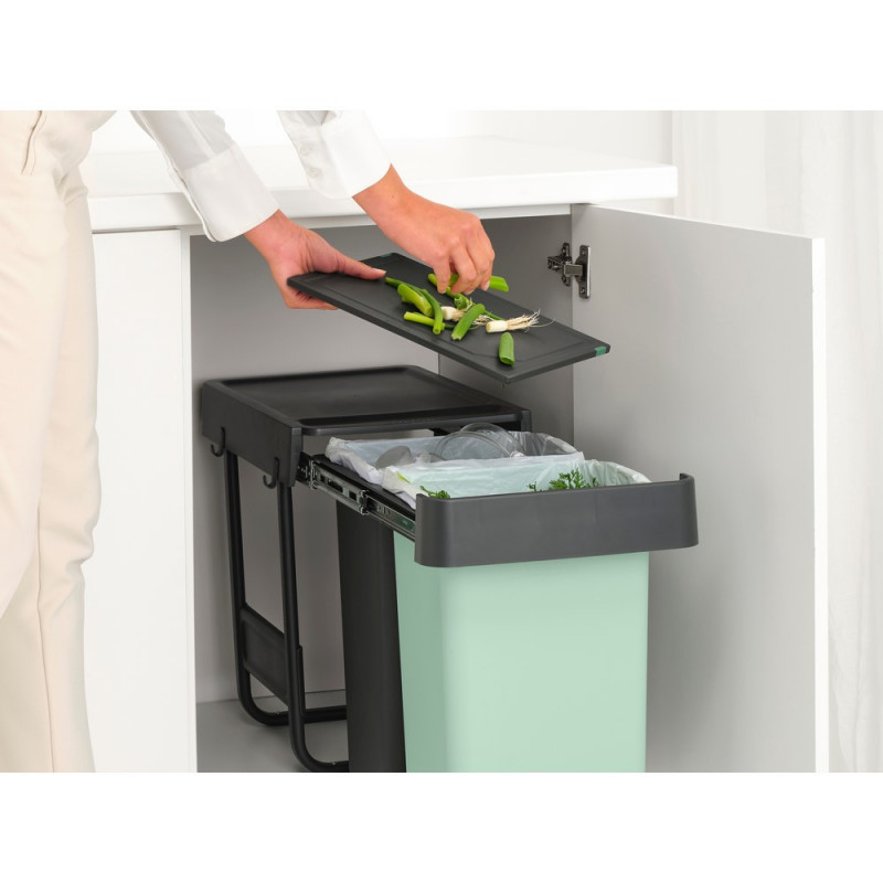 Кош за разделно събиране на боклук Brabantia Sort&Go 1008862, 2x15 л, Вътрешен монтаж с телескопична рамка, Сив/зелен