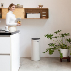 Кош за боклук Brabantia Touch Bin New 1005544, 30 л, Безшумно и плавно затваряне, Бежов