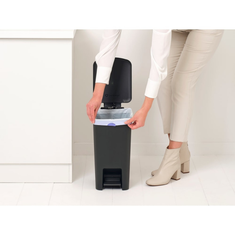 Кош за боклук с педал Brabantia StepUp 1008479, 16 л, Екологични материали, Голям отвор, Тъмносив