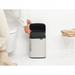 Кош за боклук Brabantia Bo Small 1006630, 7 л, Плавно и безшумно отваряне, Противоплъзгаща основа, Инокс