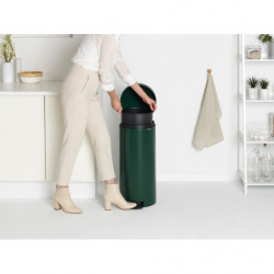 Кош за боклук с педал Brabantia NewIcon 1003210, 30 л, Плавно затваряне, Противоплъзгаща основа, Тъмнозелен