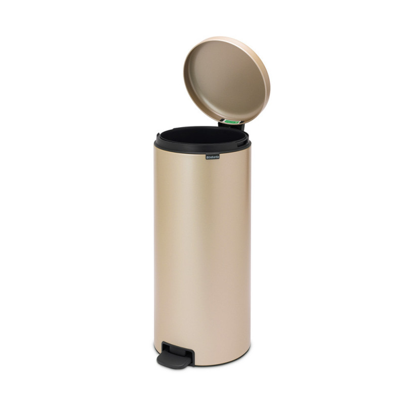 Кош за боклук с педал Brabantia NewIcon 1003209, 30 л, Плавно затваряне, Противоплъзгаща основа, Златен металик