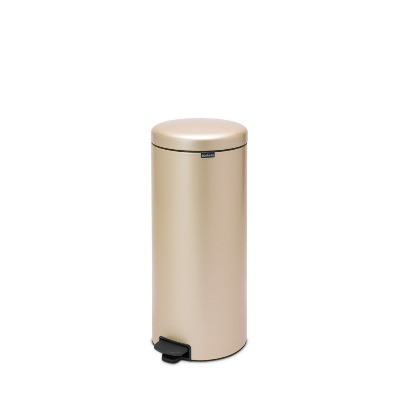 Кош за боклук с педал Brabantia NewIcon 1003209, 30 л, Плавно затваряне, Противоплъзгаща основа, Златен металик
