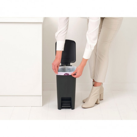 Кош за боклук с педал Brabantia StepUp 1008476, 10 л, Екологични материали, Голям отвор, Тъмносив